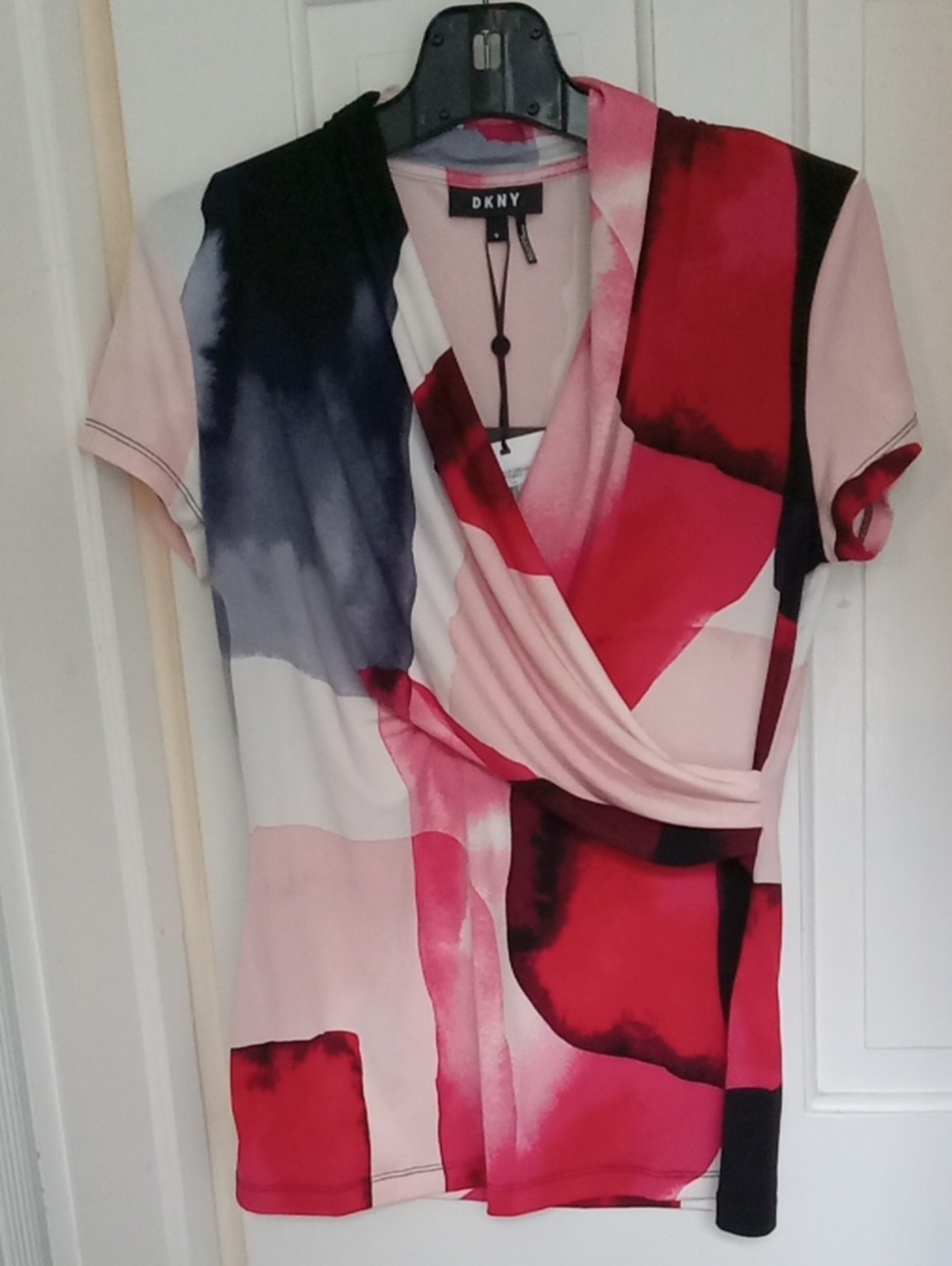 DKNY Opulent Dream Abstract Faux Wrap Top Short Sleeve Pink Red M